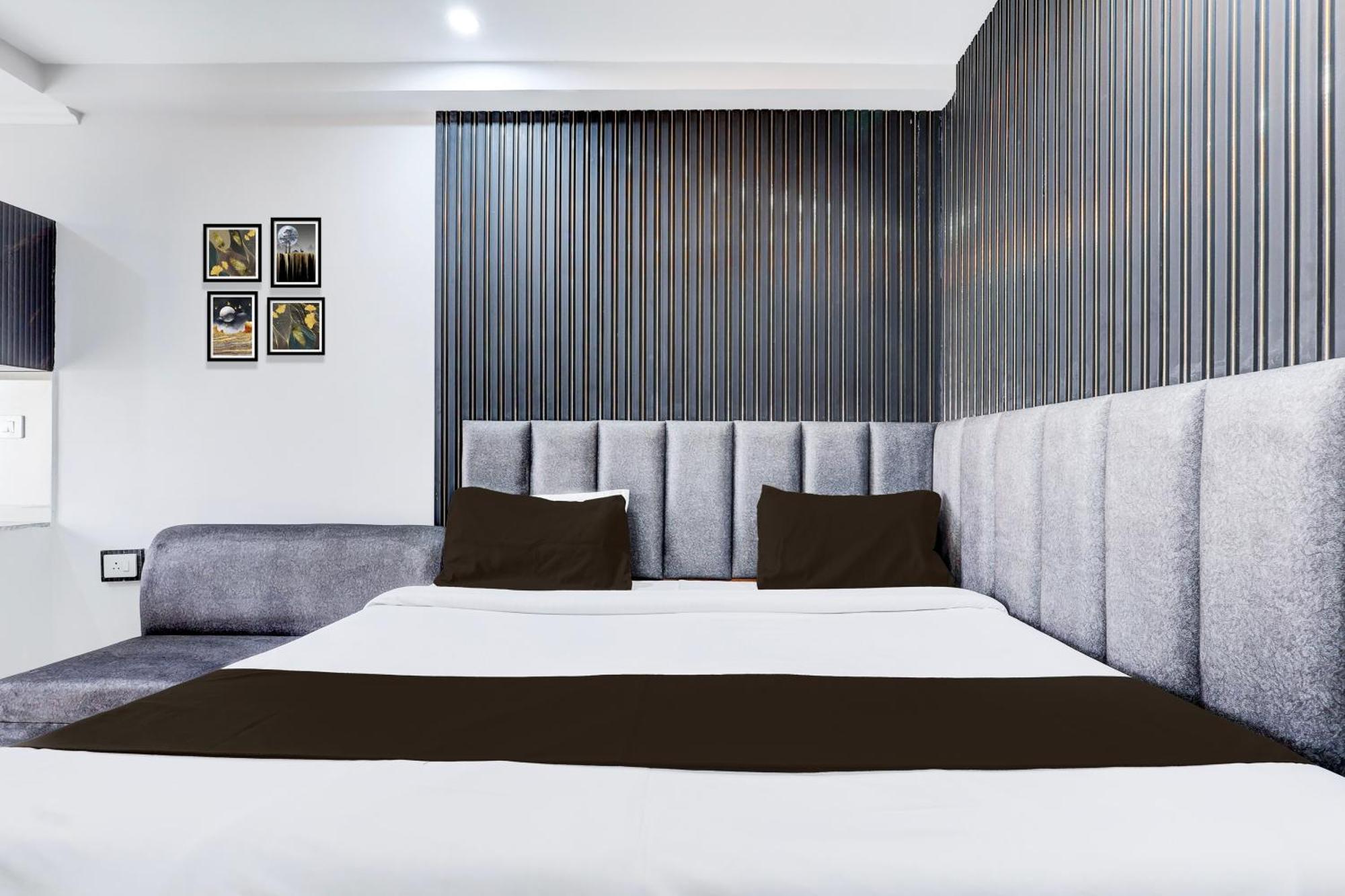 Hotel O Rm Homes 古尔冈 外观 照片