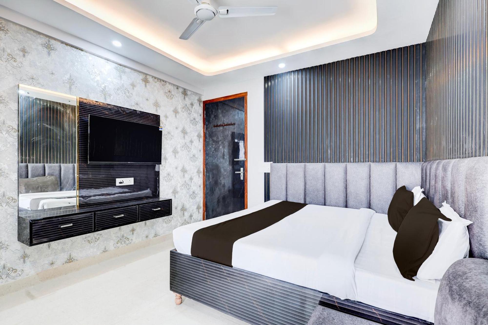 Hotel O Rm Homes 古尔冈 外观 照片