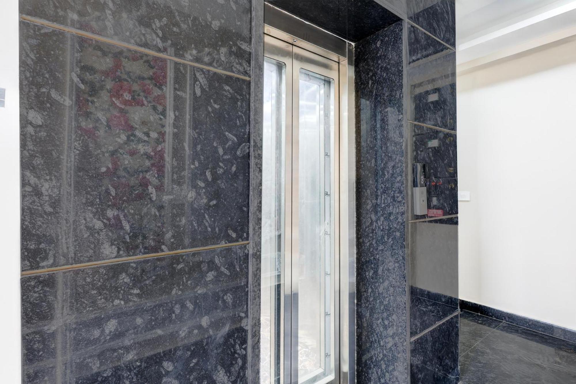 Hotel O Rm Homes 古尔冈 外观 照片